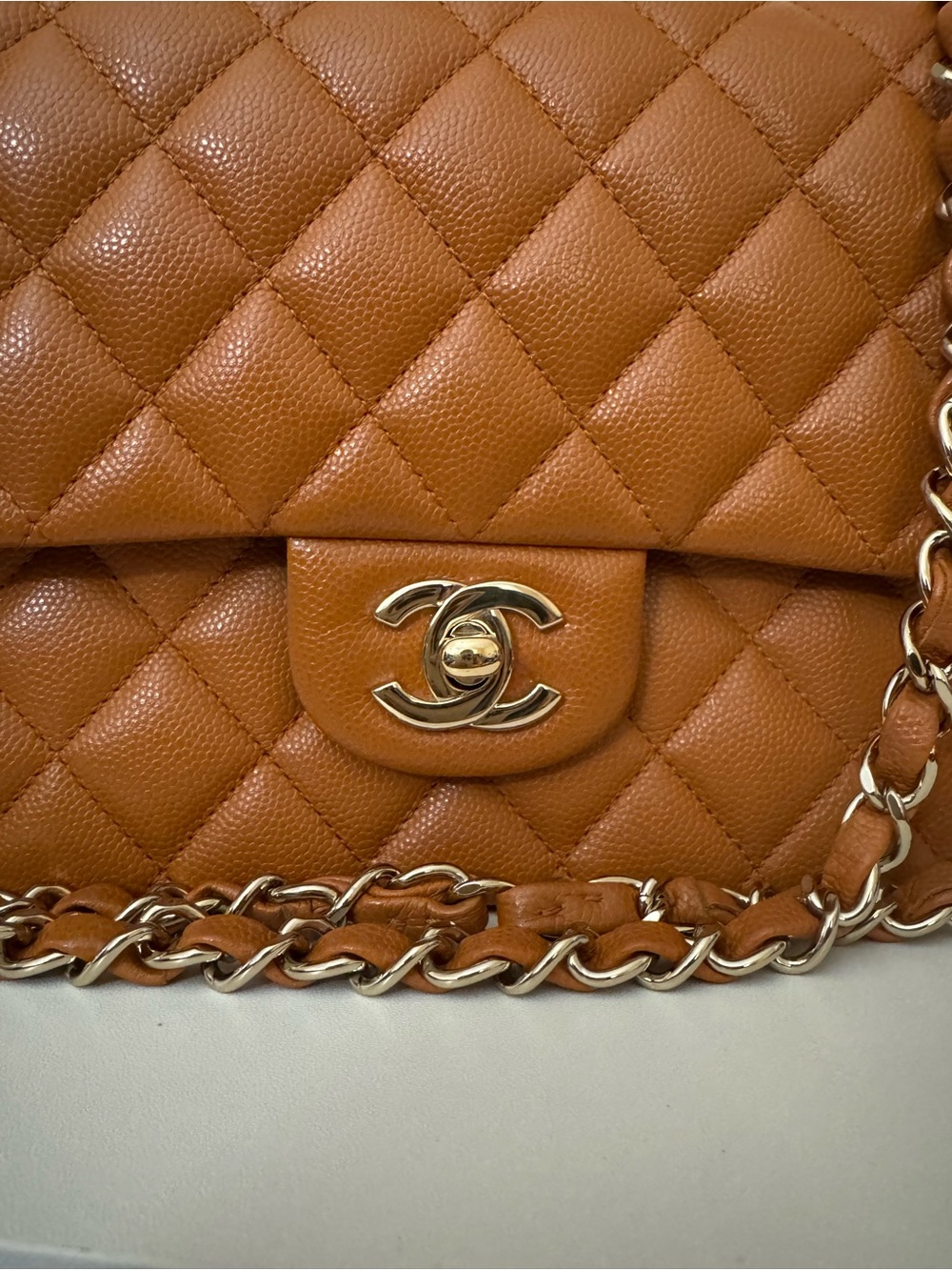 Chanel Caviar Classic Flap Bag - Picture 3 of 13